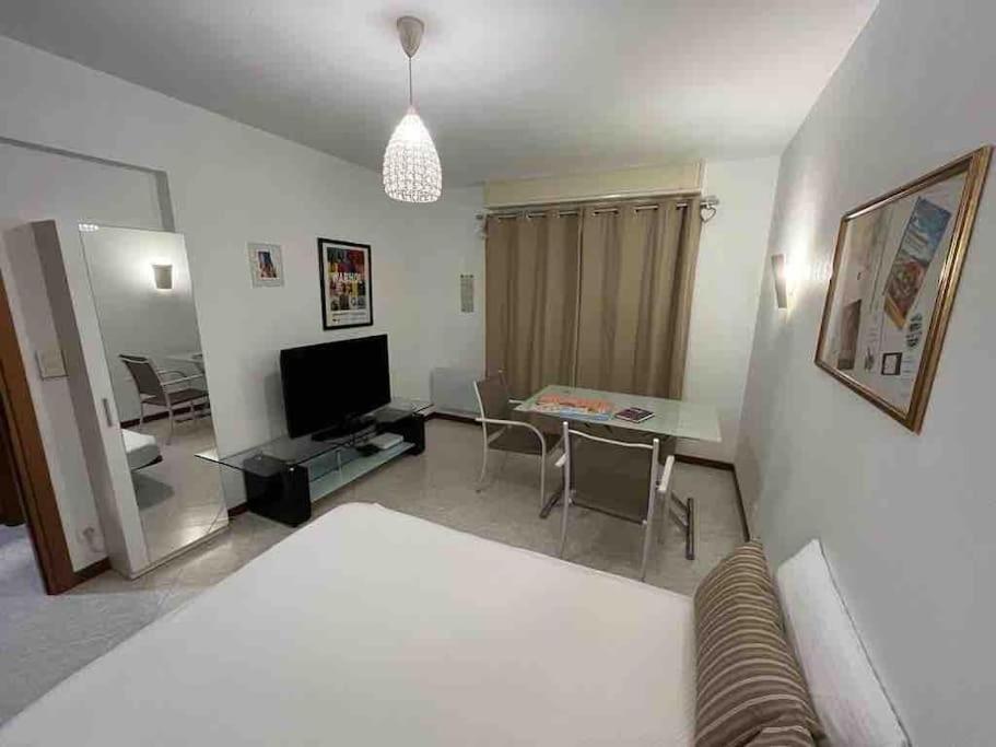 Studio 28 M2 Au Calme A Ментона Экстерьер фото